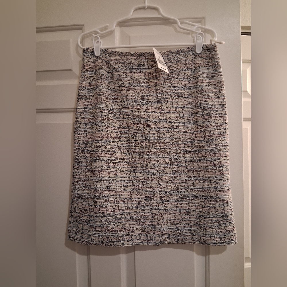 Tahari Midi Skirt Multicolor Pattern Size 10 NWT